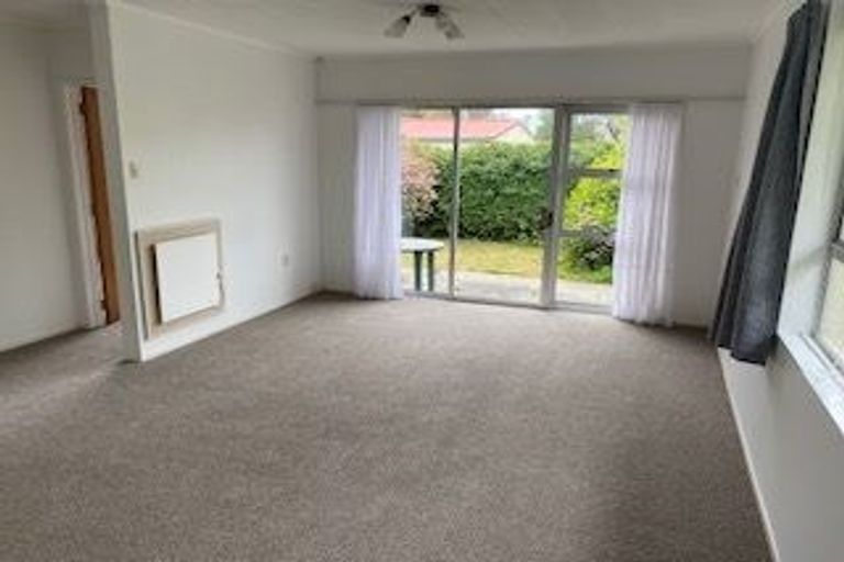 Photo of property in 3 Hori Street, Vogeltown, New Plymouth, 4310