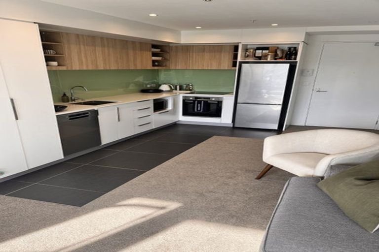 Photo of property in 105/1 Buscomb Avenue, Henderson, Auckland, 0610