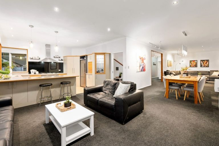 Photo of property in 23 Caulfield Place, Pukehangi, Rotorua, 3015