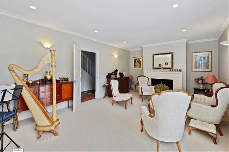 Photo of property in 12 Makora Street, Fendalton, Christchurch, 8041