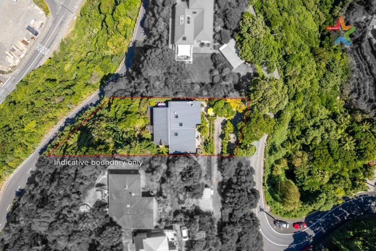 Photo of property in 30 Korokoro Road, Korokoro, Lower Hutt, 5012