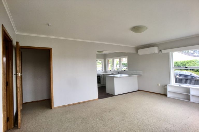 Photo of property in 1/54 Northboro Road, Belmont, Auckland, 0622