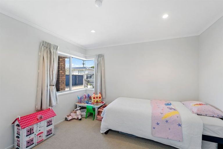 Photo of property in 232a Centreway Road, Orewa, 0931