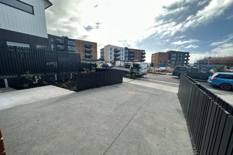 Photo of property in 11 Hema Road, Hobsonville, Auckland, 0616