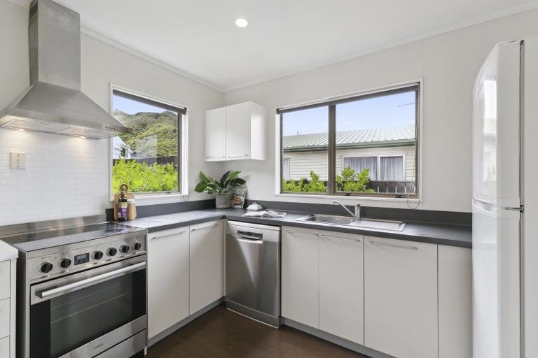Photo of property in 17a Govind Grove, Ngaio, Wellington, 6035