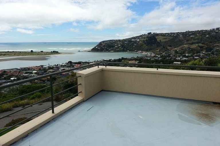 Photo of property in 10 Dunkeld Lane, Redcliffs, Christchurch, 8081