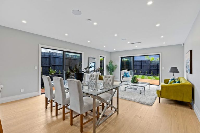 Photo of property in 41 Surf View Crescent, Red Beach, 0932