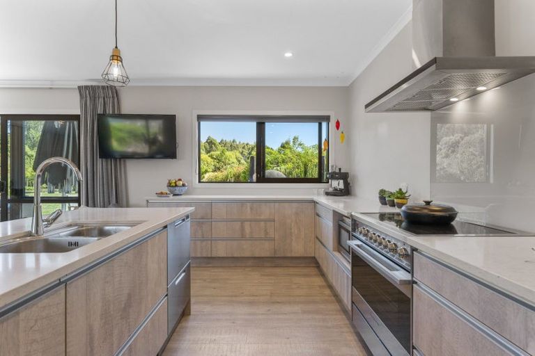 Photo of property in 4 Kanuka Grove, Kinloch, Taupo, 3377