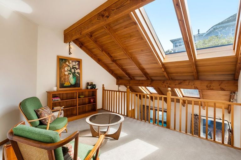 Photo of property in 14 Sefton Street, Wadestown, Wellington, 6012