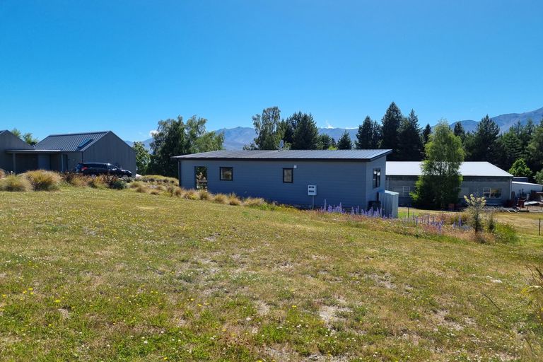 Photo of property in 24 Rodman Lane, Lake Tekapo, 7999