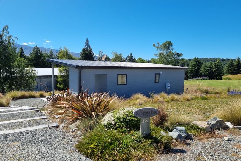 Photo of property in 24 Rodman Lane, Lake Tekapo, 7999