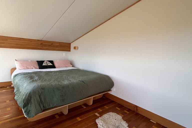 Photo of property in 1 Karepa Street, Brooklyn, Wellington, 6021