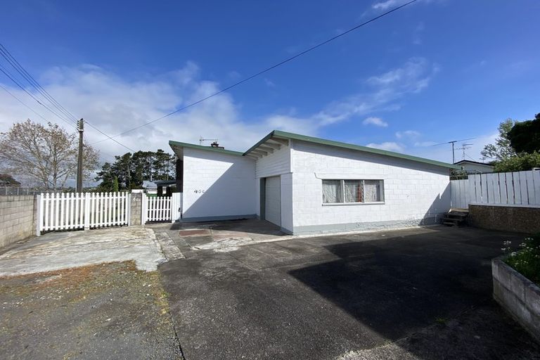 Photo of property in 1/40c West Coast Road, Glen Eden, Auckland, 0602