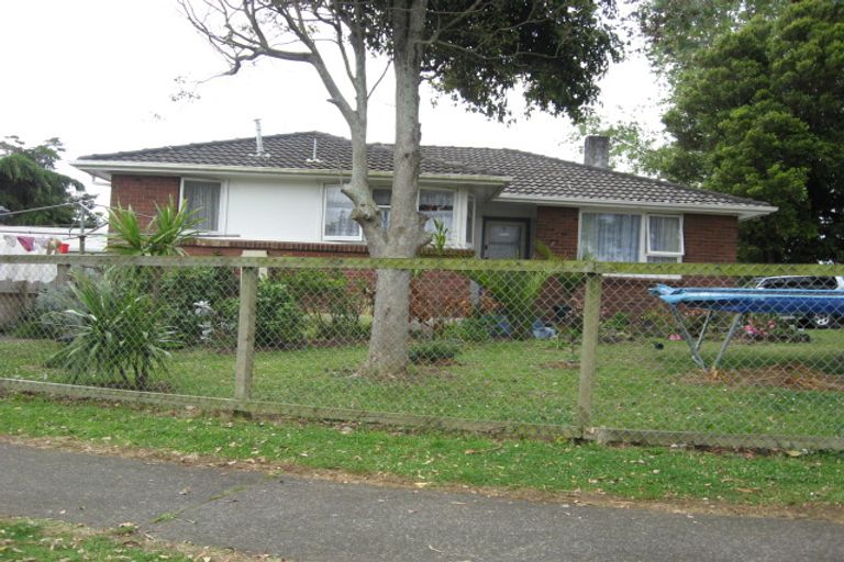 Photo of property in 1 Fairey Place, Mangere, Auckland, 2022