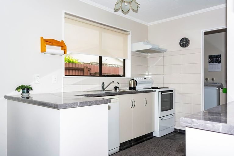 Photo of property in 5a Massey Street, Westown, New Plymouth, 4310