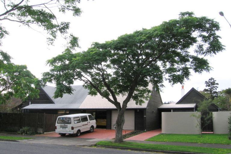 Photo of property in 9-11 Rosebank Grove, Waikanae, 5036