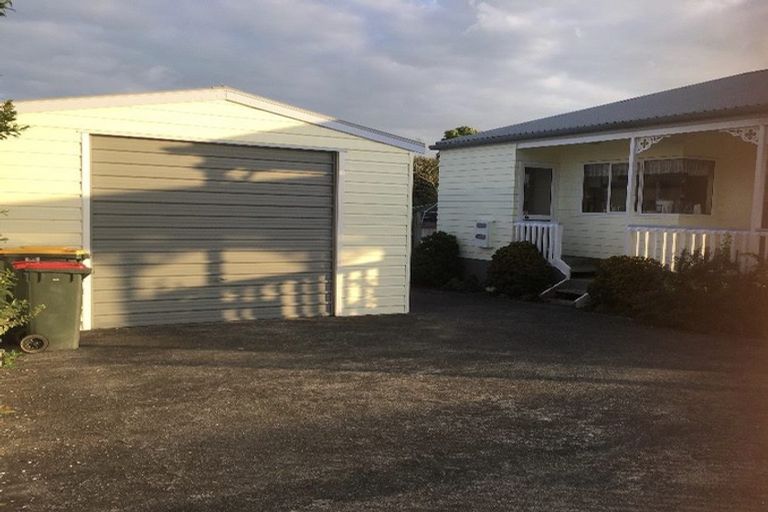 Photo of property in 295a Vipond Road, Stanmore Bay, Whangaparaoa, 0932
