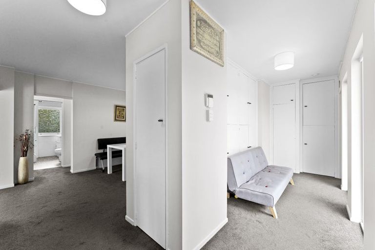 Photo of property in 7 Phoenix Place, Papatoetoe, Auckland, 2025