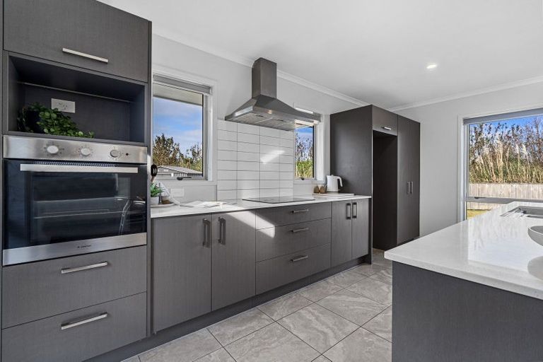 Photo of property in 17 Kirk Lane, Ohauiti, Tauranga, 3112