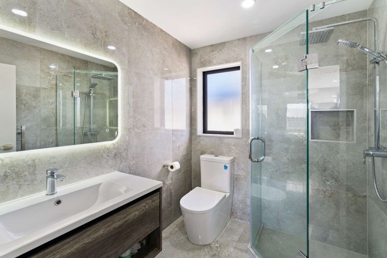 Photo of property in 5f Deveron Road, Manurewa, Auckland, 2102