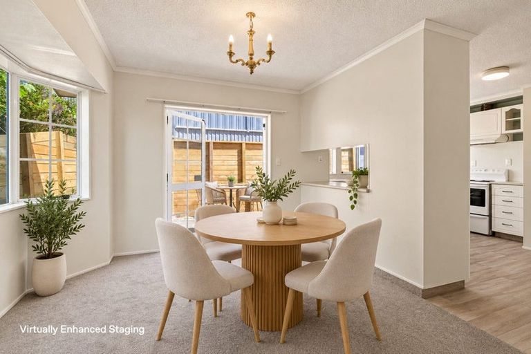 Photo of property in 136a Welcome Bay Road, Welcome Bay, Tauranga, 3112