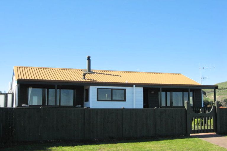 Photo of property in 37 Hikanui Drive, Havelock North, 4130