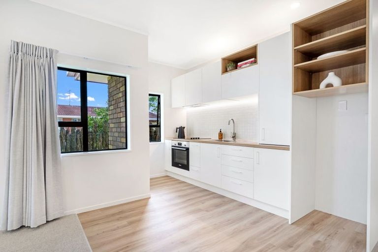 Photo of property in 221a Ngatai Road, Otumoetai, Tauranga, 3110