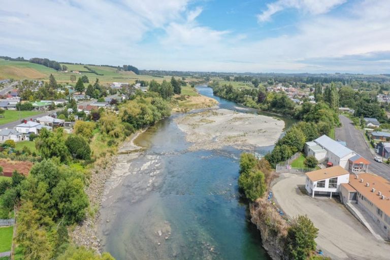 Photo of property in 1-8/57 Kana Street, Mataura, 9712