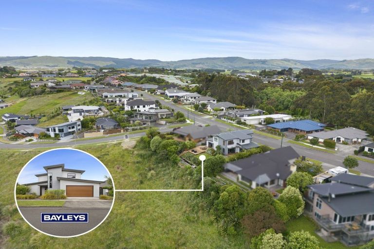 Photo of property in 67 Ruapehu Drive, Fitzherbert, Palmerston North, 4410