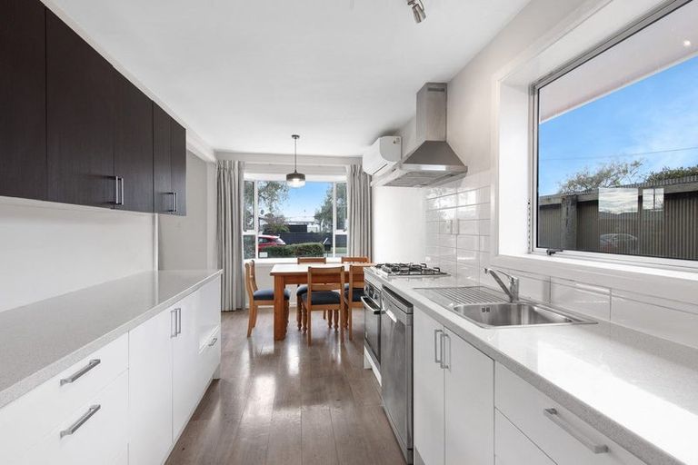 Photo of property in 19 Fairford Street, Bishopdale, Christchurch, 8053