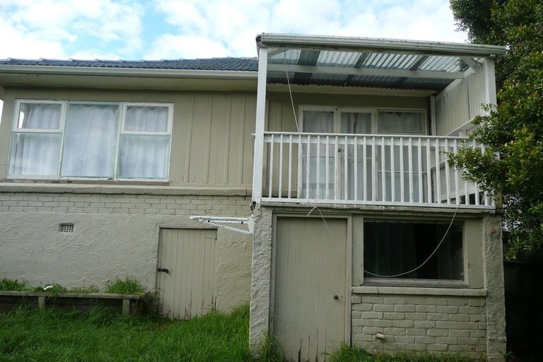 Photo of property in 1/83 Hutchinson Avenue, New Lynn, Auckland, 0600