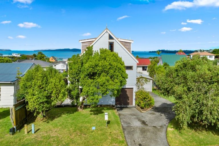 Photo of property in 12 Matangi Terrace, Snells Beach, 0920