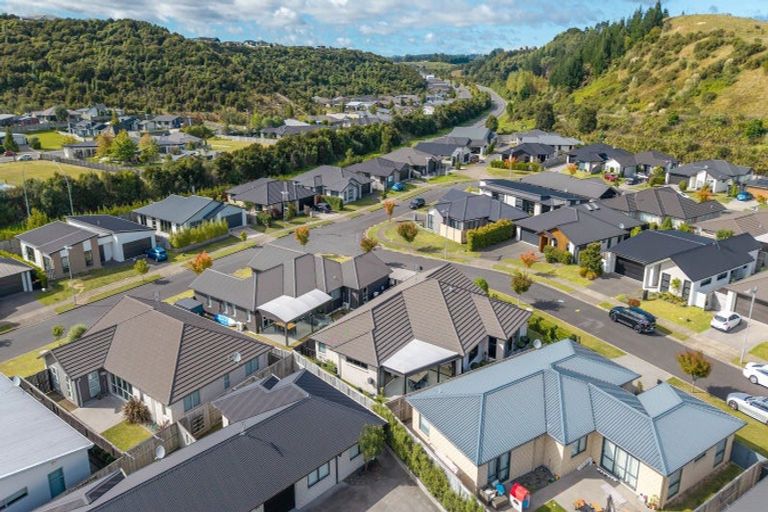 Photo of property in 5 Paiawa Way, Pyes Pa, Tauranga, 3110