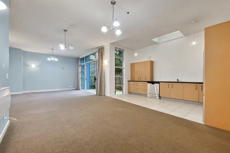 Photo of property in 7/30 Hanson Street, Mount Cook, Wellington, 6021