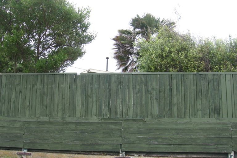 Photo of property in 43 Tararua Terrace, Cloverlea, Palmerston North, 4412