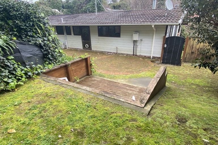 Photo of property in 23 Ambury Place, Merrilands, New Plymouth, 4312