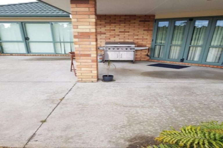 Photo of property in 78 Koraha Road, Kumeu, 0892