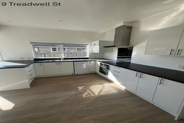 Photo of property in 9 Treadwell Street, Naenae, Lower Hutt, 5011