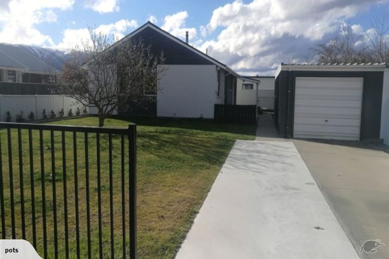 Photo of property in 103 Molyneux Avenue, Cromwell, 9310