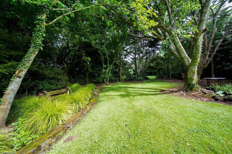 Photo of property in 279 Manutahi Road, Lepperton, New Plymouth, 4372