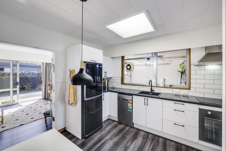 Photo of property in 21c Lannie Place, Greenmeadows, Napier, 4112
