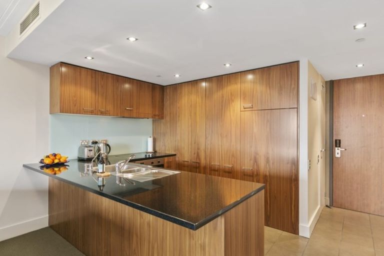Photo of property in Bolton Street Apartments, 5/12c Bolton Street, Wellington Central, Wellington, 6011