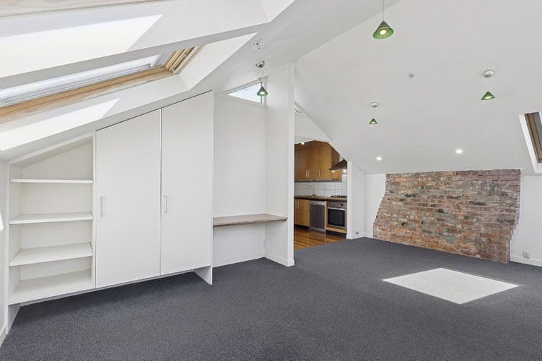 Photo of property in 195 The Terrace, Wellington Central, Wellington, 6011