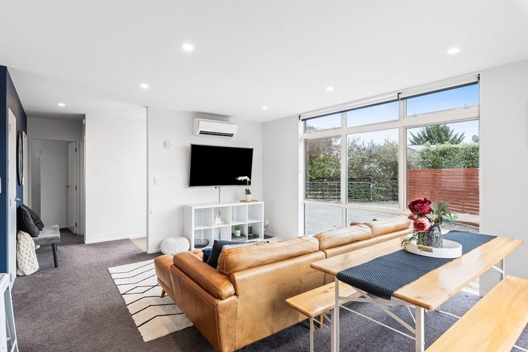 Photo of property in 5a Sharda Grove, Paraparaumu Beach, Paraparaumu, 5032