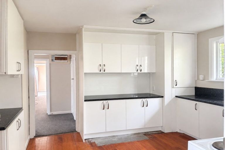 Photo of property in 2/21 Cumberland Street, Richmond, Christchurch, 8013
