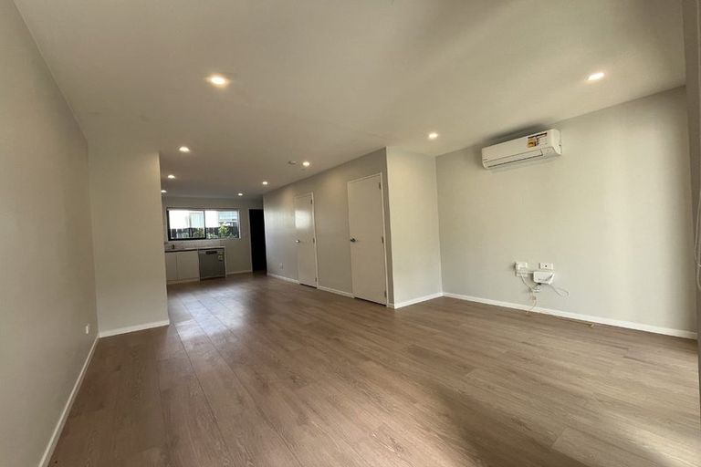 Photo of property in 13 Tukari Lane, Mangere Bridge, Auckland, 2022