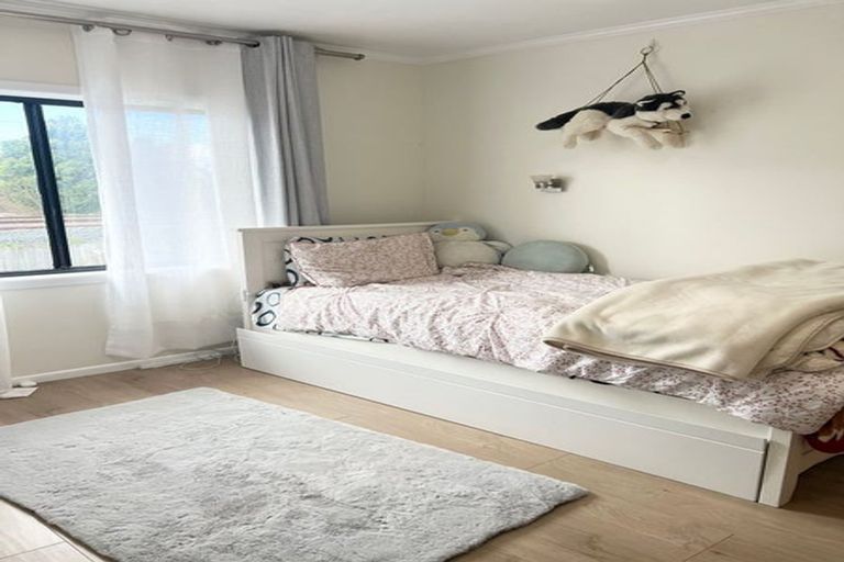 Photo of property in 38 Kenderdine Road, Papatoetoe, Auckland, 2025