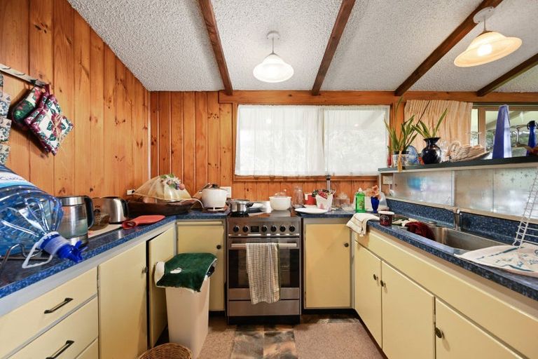 Photo of property in 738 Tuhikaramea Road, Ngahinapouri, Hamilton, 3290