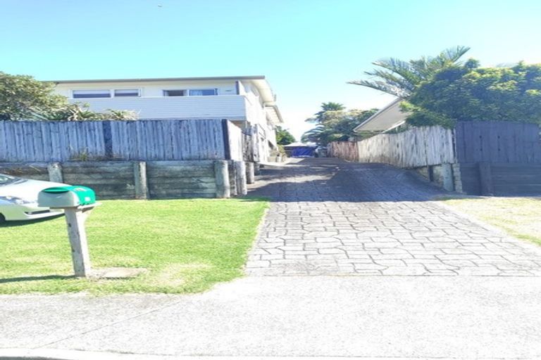 Photo of property in 14 Gurnard Road, Stillwater, Silverdale, 0993