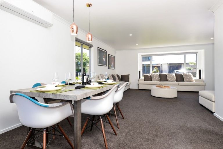 Photo of property in 5 Compton Grove, Huntington, Hamilton, 3210